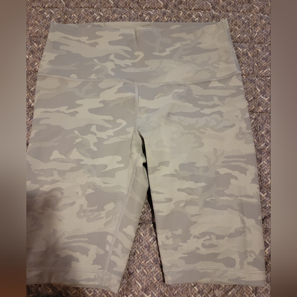 Lululemon work out shorts